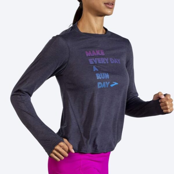 بلوز ورزشی زنانه بروکس Brooks Distance graphic