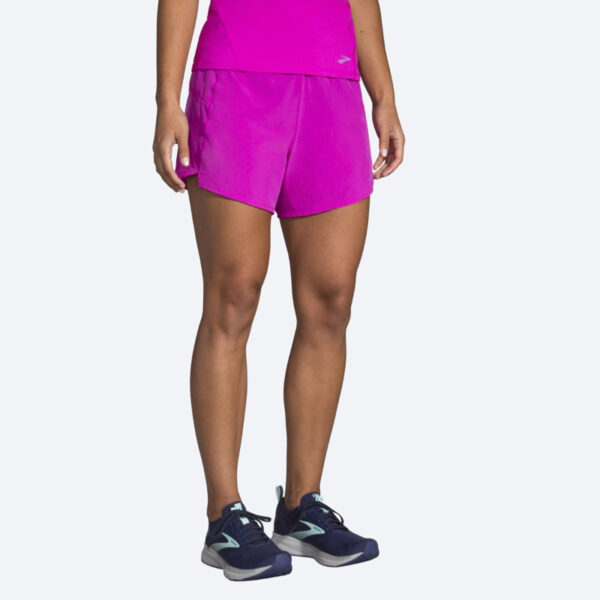 شورت ورزشی زنانه بروکس Brooks Chaser 5" Short ارغوانی