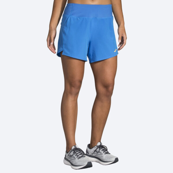 شورت ورزشی زنانه بروکس Brooks Chaser 5" Short آبی