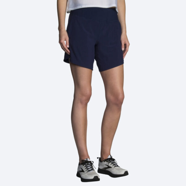 شورت ورزشی زنانه بروکس Brooks Chaser 7" Short سرمه ای