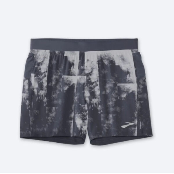 شورت ورزشی مردانه بروکس Brooks Sherpa 5" short طوسی طرح دار