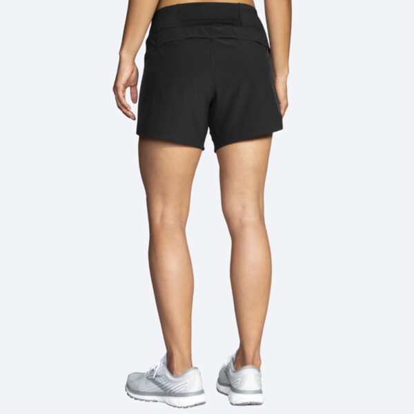شورت ورزشی زنانه بروکس Brooks Chaser 5" Short مشکی