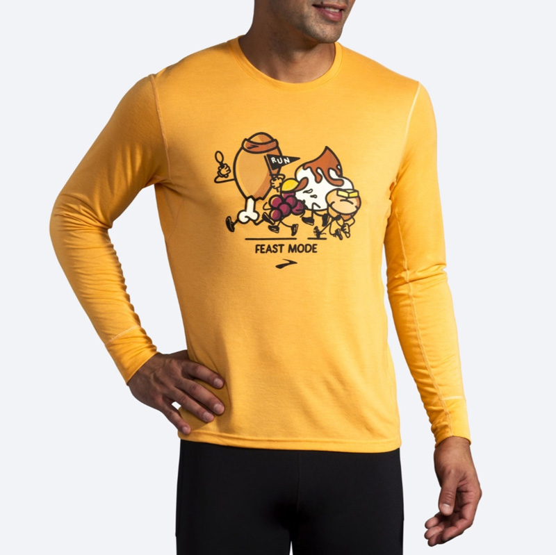 بلوز ورزشی مردانه بروکس Brooks Distance Long Sleeve زعفرانی طرح دار