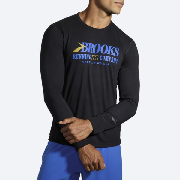 بلوز ورزشی مردانه بروکس Brooks Distance Long Sleeve مشکی طرح دار