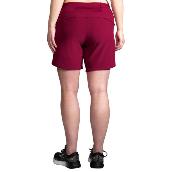شورت ورزشی زنانه بروکس Brooks Chaser 7" Short زرشکی