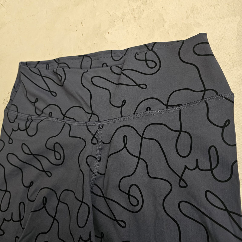 لگ ورزشی زنانه کریویت CRIVIT Funktions Tight آبی نفتی طرح دار