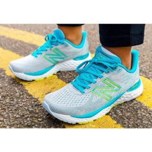 کفش رانینگ زنانه نیو بالانس New Balance W880S11