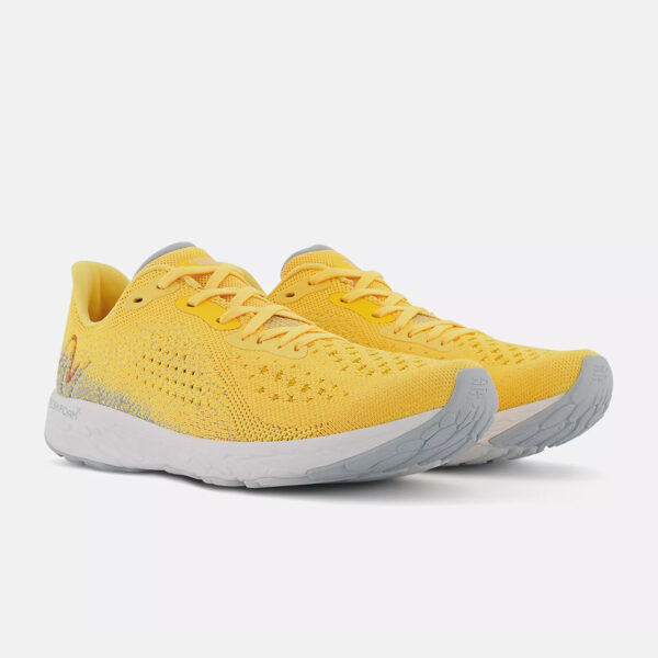 کفش رانینگ مردانه نیو بالانس New Balance Mtmpolm2 زعفرانی