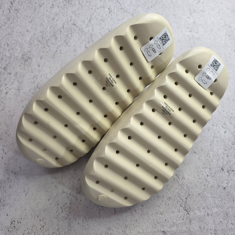 صندل آسوس Asos Shark Tooth Asos Yeezy Slides کرمی