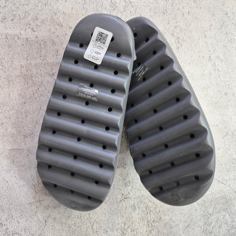 صندل آسوس Asos Shark Tooth Asos Yeezy Slides طوسی