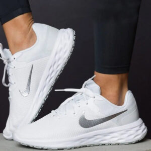 کفش رانینگ زنانه نایک Nike Revolution 6 Next Nature سفید