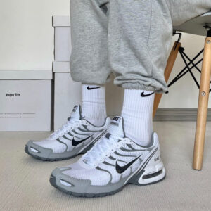 کفش ورزشی مردانه نایک Nike Air Max Torch 4