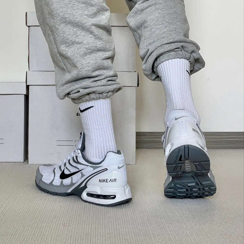 کفش ورزشی مردانه نایک Nike Air Max Torch 4