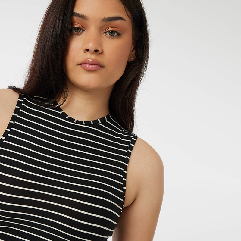 کراپ تاپ زنانه آردن Ardene Sport Crop Top 01 مشکی سفید