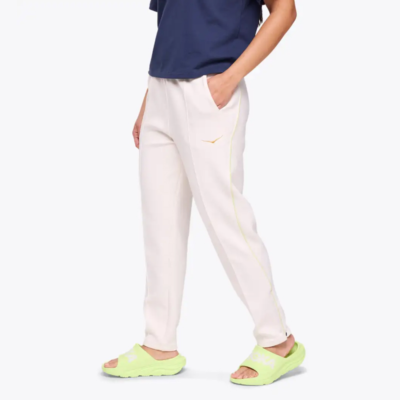 شلوار ورزشی زنانه هوکا Hoka Kaitoro Knit Pant کرمی روشن