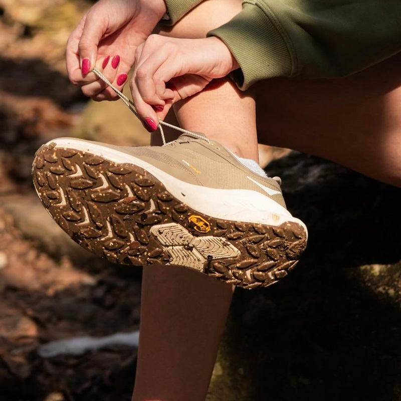 کفش ورزشی زنانه هوکا Hoka Sport Shoes Transport نسکافه ای