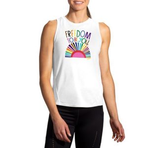 تاپ ورزشی زنانه بروکس Brooks Distance Graphic Tank سفید طرح دار
