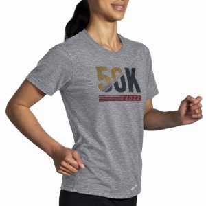 تیشرت ورزشی زنانه بروکس Brooks Distance Graphic SS طوسی
